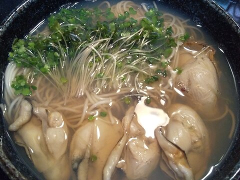 牡蠣素麺〜簡単にてきて濃厚な牡蠣の味が楽しめる〜